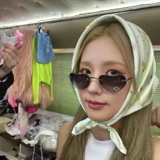 Gidle - Sticker 26