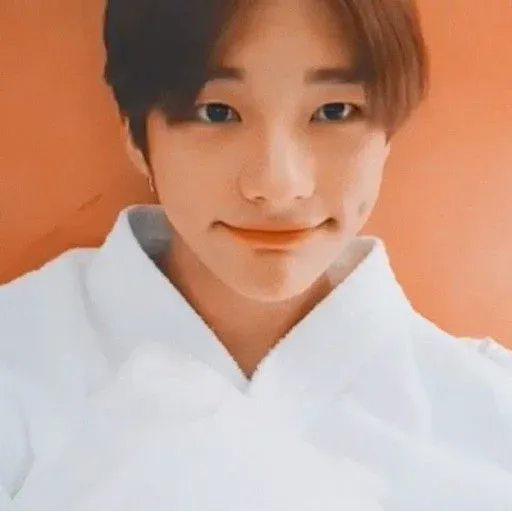 Hwang julid - Sticker 9