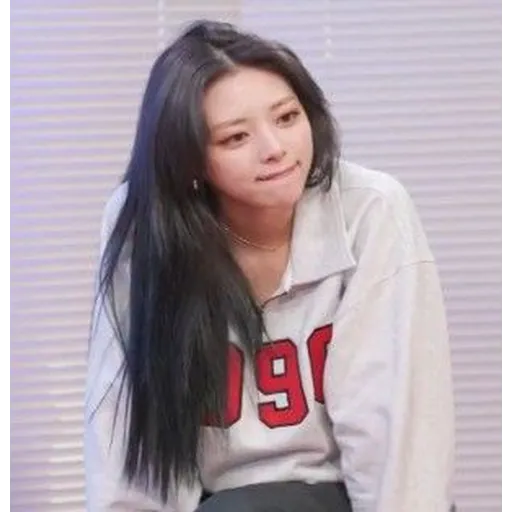 Yuna - Sticker 26