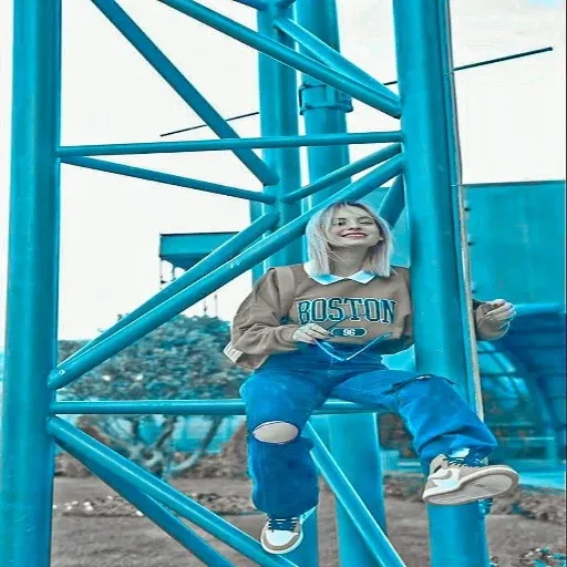 cemre solmaz 2 - Sticker 12