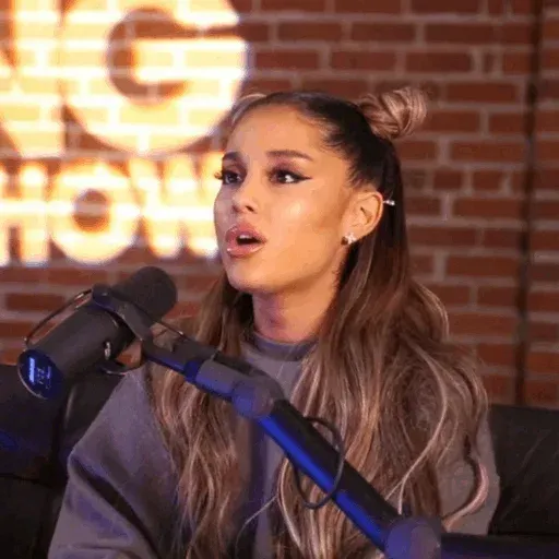 ?Ariana? - Sticker 10