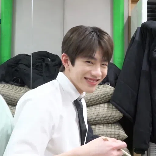 Golden Child 1 - Sticker 20