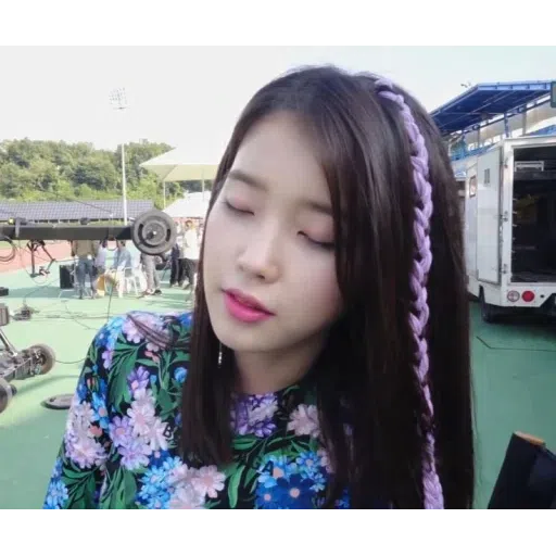 iu💕 - Sticker 23