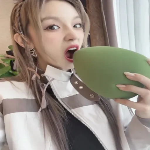 Idle Yuqi - Sticker 13