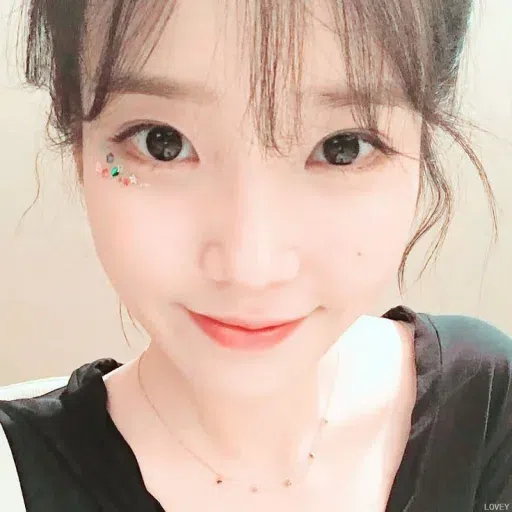 iu💛 - Sticker 9