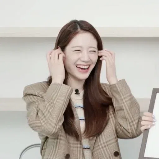 /Gyuri2 - Sticker 19