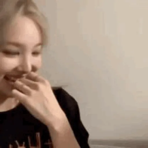 TikTok Animated Memes 8 - Sticker 18