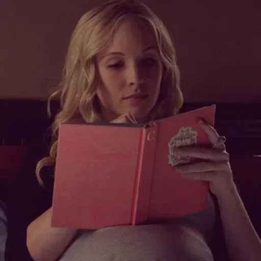 Caroline - Sticker 16
