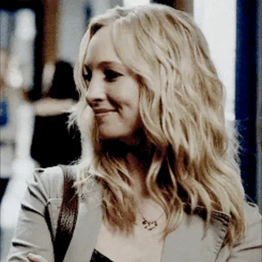 Caroline - Sticker 28